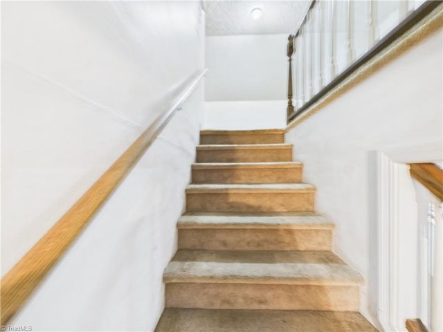 2094 Asheboro School Road, Asheboro, NC 27203