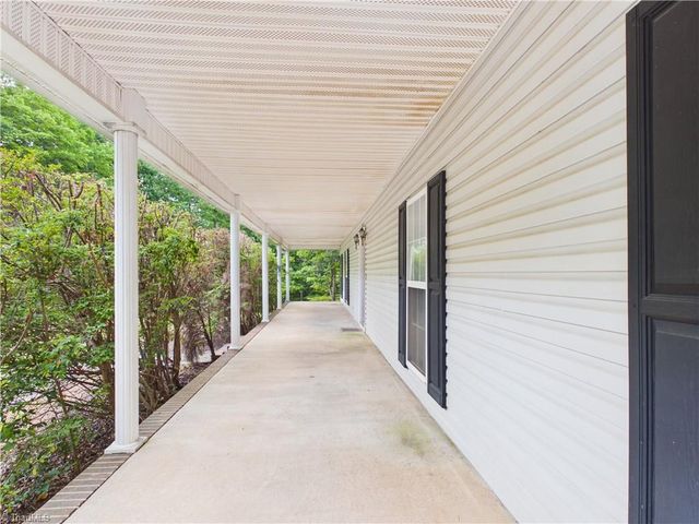 2094 Asheboro School Road, Asheboro, NC 27203