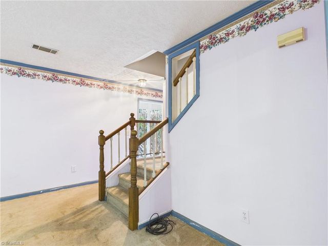 2094 Asheboro School Road, Asheboro, NC 27203