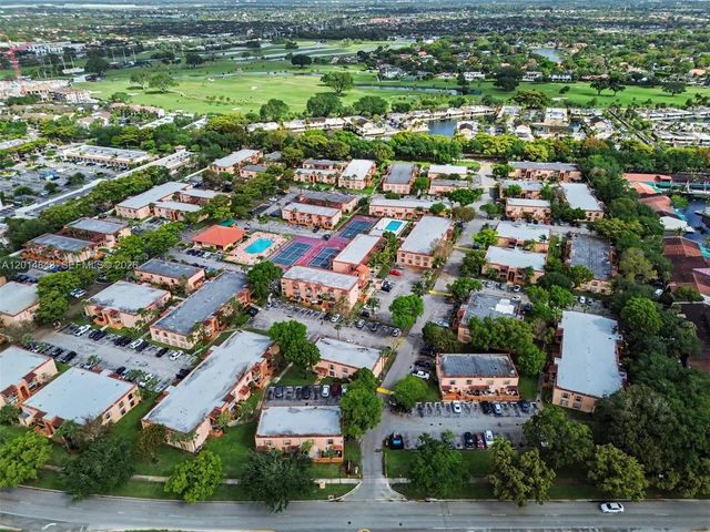 7155 Miami Lakes Dr P16, Miami Lakes, FL 33014