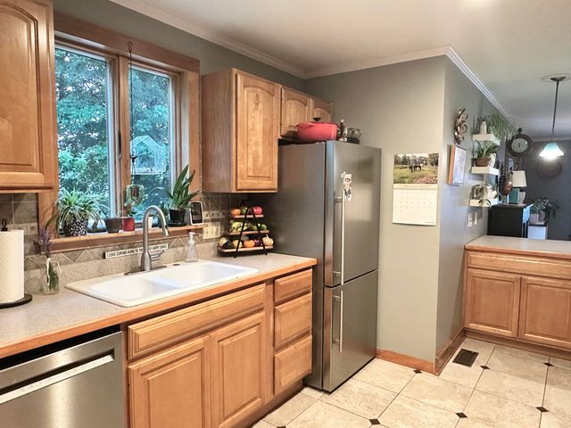 41 Knoll Avenue, Keene, NH 03431