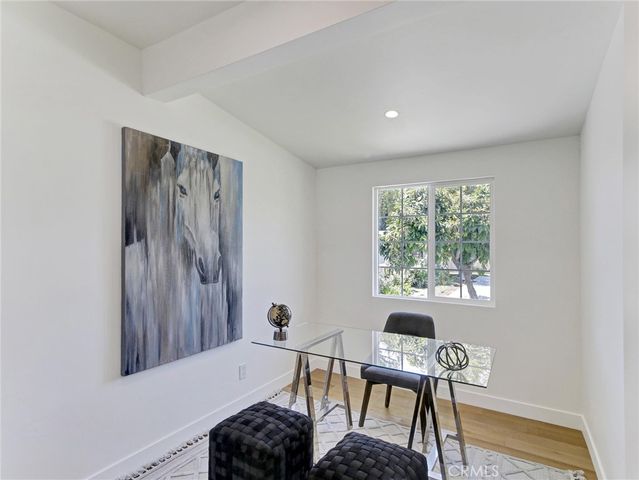 17349 Saticoy, Northridge, CA 91325