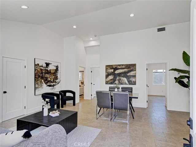 17349 Saticoy, Northridge, CA 91325