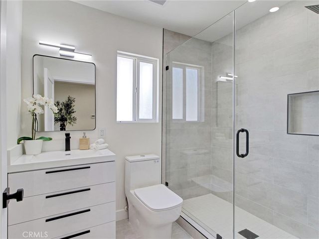 17349 Saticoy, Northridge, CA 91325