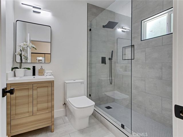 17349 Saticoy, Northridge, CA 91325