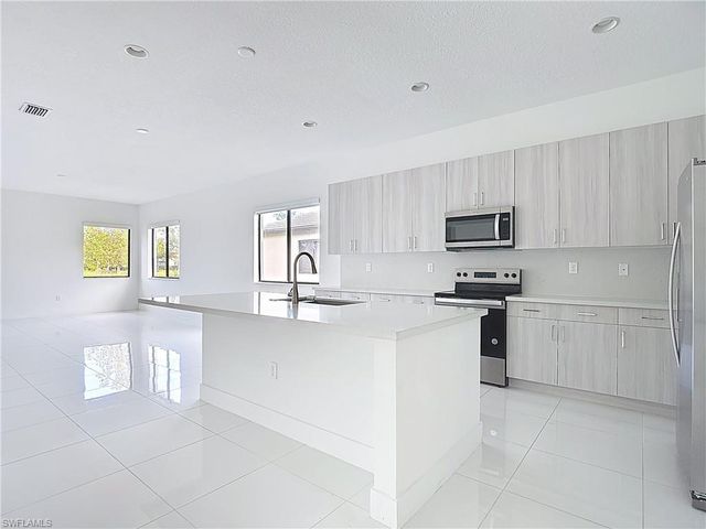 5305 Marano DR, Ave Maria, FL 34142