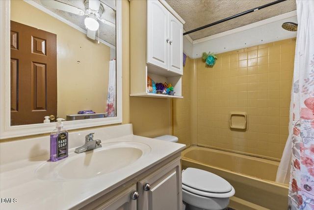 1000 Deerfield Trail, Clayton, NC 27527