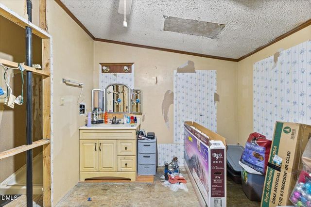 1000 Deerfield Trail, Clayton, NC 27527