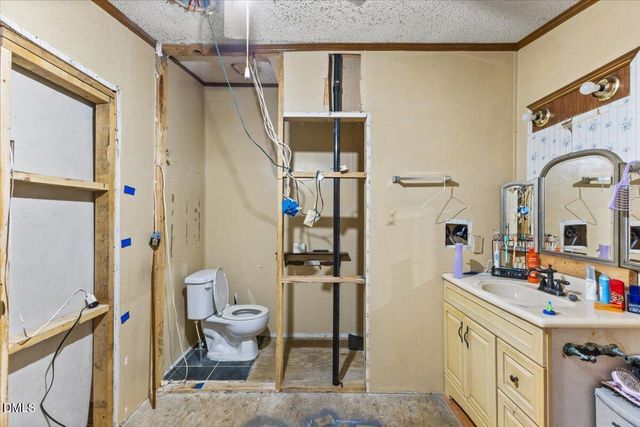 1000 Deerfield Trail, Clayton, NC 27527