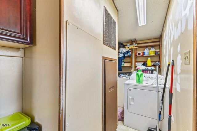 1000 Deerfield Trail, Clayton, NC 27527