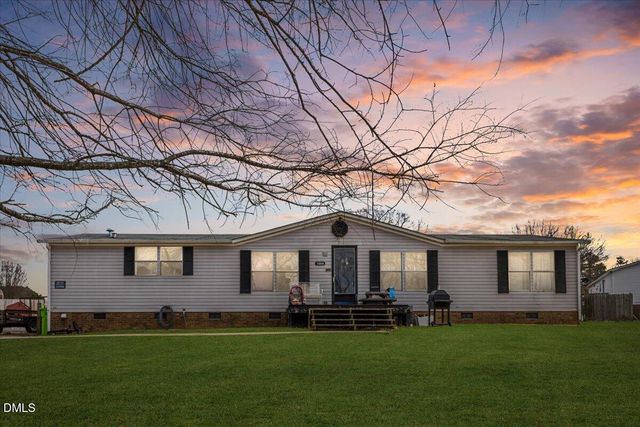 1000 Deerfield Trail, Clayton, NC 27527