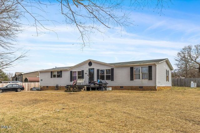 1000 Deerfield Trail, Clayton, NC 27527