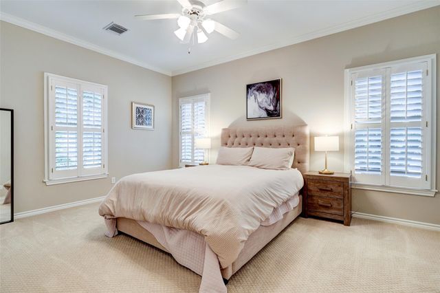 20 Annapolis Court, West University Place, TX 77005