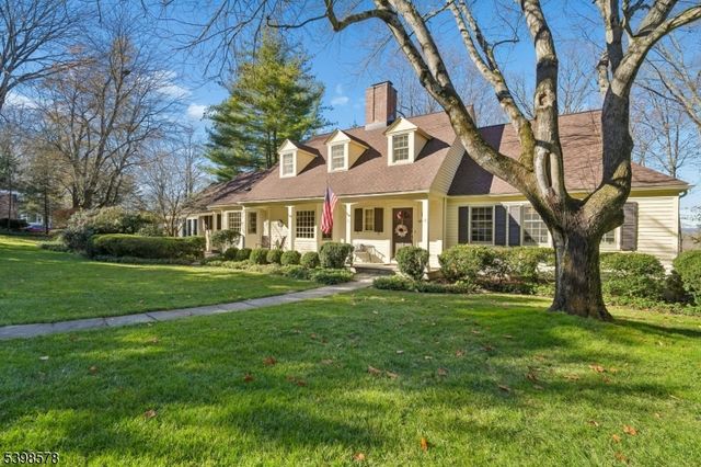 45 Runnymede Rd, Chatham Twp., NJ 07928