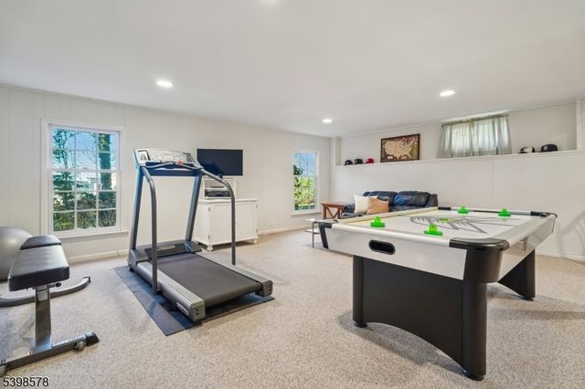 45 Runnymede Rd, Chatham Twp., NJ 07928