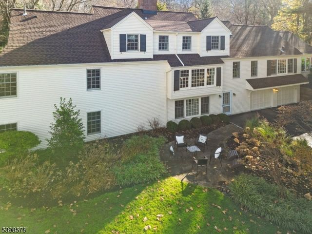 45 Runnymede Rd, Chatham Twp., NJ 07928