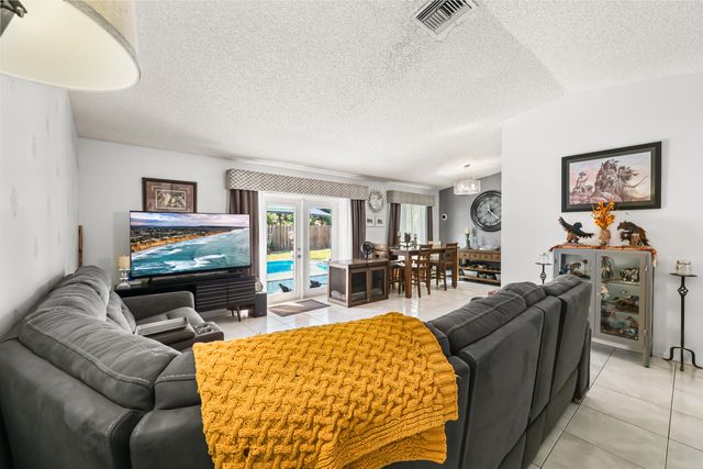 8610 NW 46th Street, Lauderhill, FL 33351