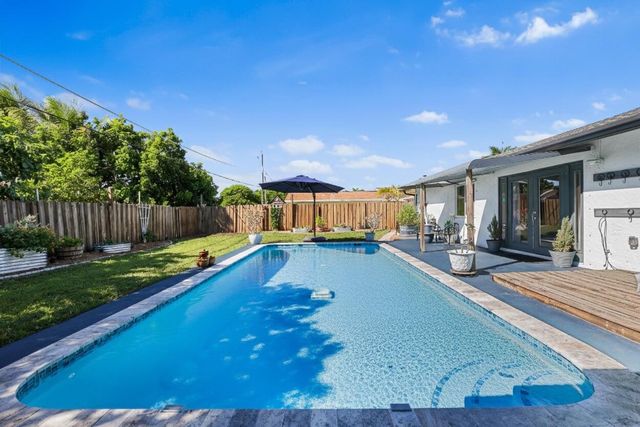 8610 NW 46th Street, Lauderhill, FL 33351