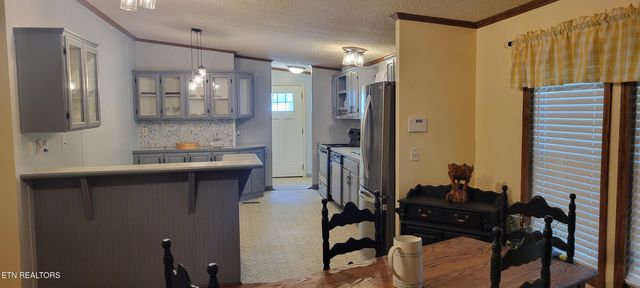 1385 Big Creek Rd, Madisonville, TN 37354