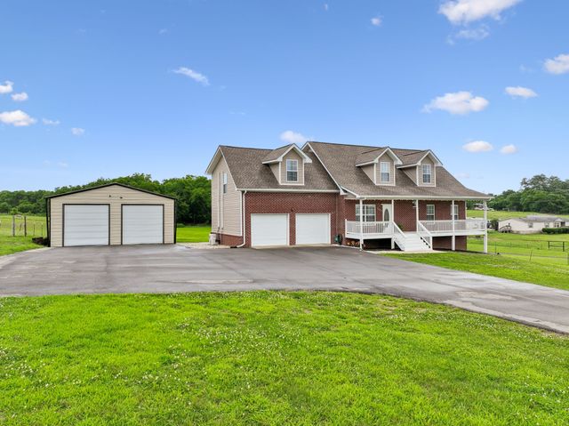 527 Governor Hall Rd, Castalian Springs, TN 37031