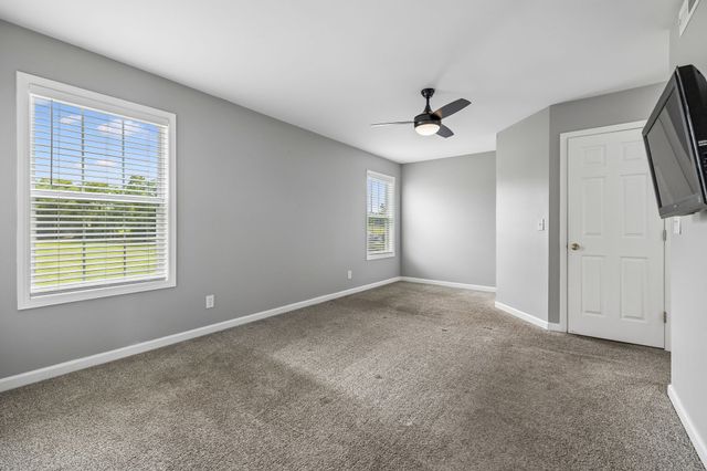 527 Governor Hall Rd, Castalian Springs, TN 37031