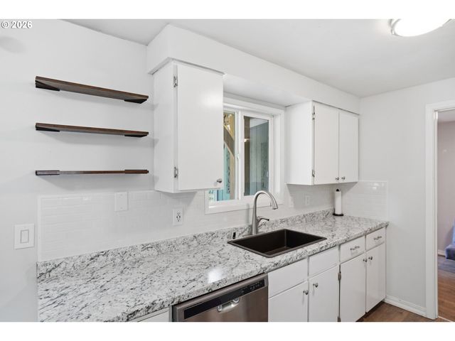 3705 Ne 137TH Ave, Vancouver, WA 98682