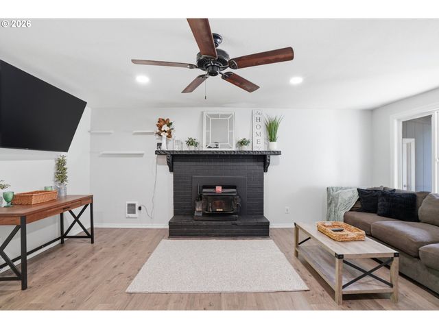 3705 Ne 137TH Ave, Vancouver, WA 98682