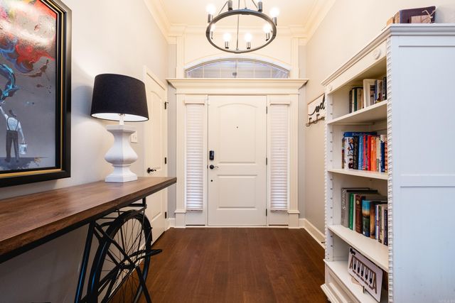 46 Waters Edge Drive, Little Rock, AR 72204