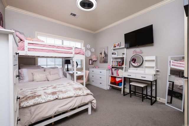 46 Waters Edge Drive, Little Rock, AR 72204