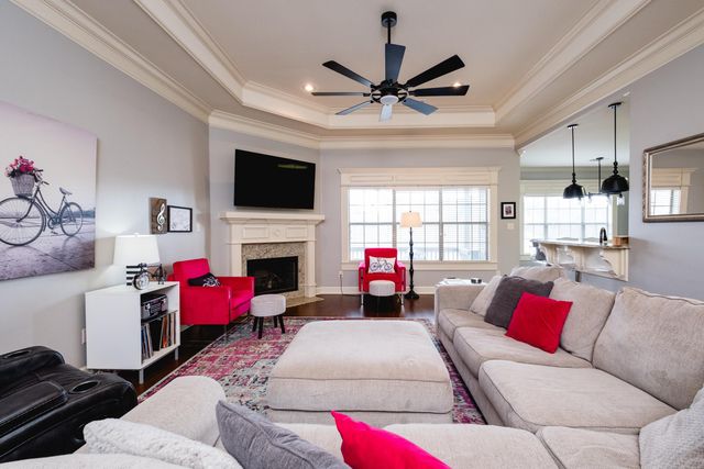 46 Waters Edge Drive, Little Rock, AR 72204