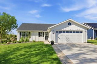 2016 Red Willow Road, Morris, IL 60450