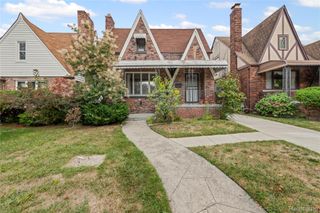 18940 San Juan Drive, Detroit, MI 48221