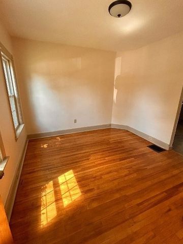 428 Main Street 428, Northbridge, MA 01534