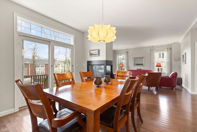 72 Putnam St 72, Needham, MA 02494