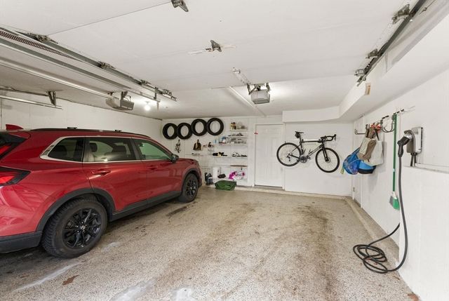 72 Putnam St 72, Needham, MA 02494