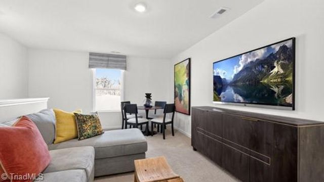 200 Mary Montrose Boulevard, Jamestown, NC 27282