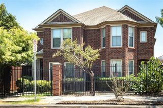 2410 Knight Street, Dallas, TX 75219