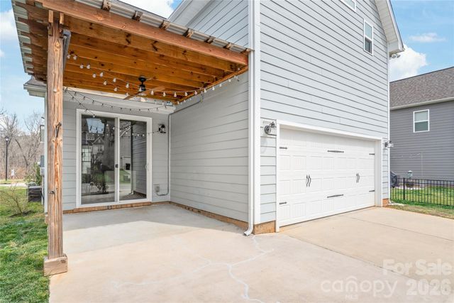 3017 Woodlands Creek Drive, Monroe, NC 28110
