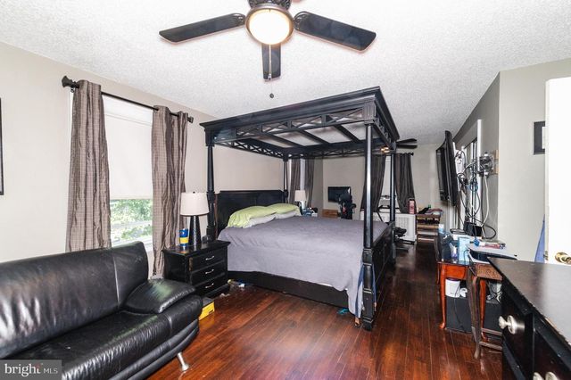 21 LAKE AVE, Hamilton, NJ 08610