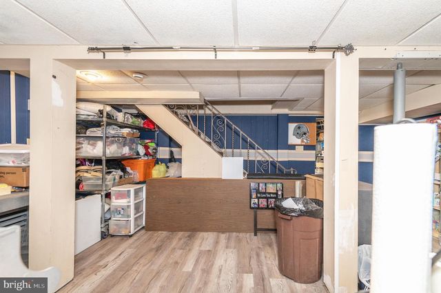 21 LAKE AVE, Hamilton, NJ 08610