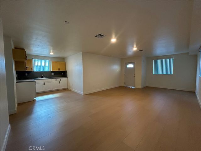 221 -223 W 106th, Los Angeles, CA 90003