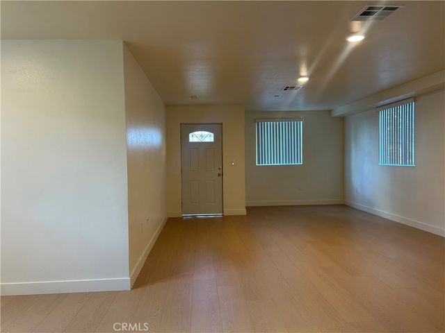 221 -223 W 106th, Los Angeles, CA 90003