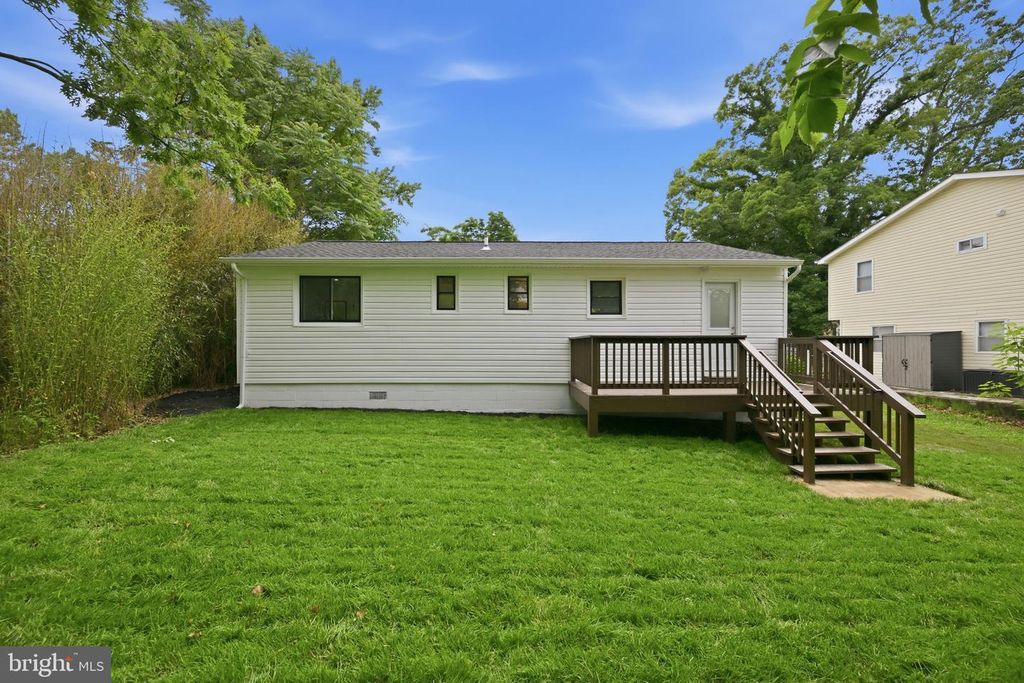 Image 22 of property listing at 4012 BYERS ST, Capitol Heights, MD 20743
