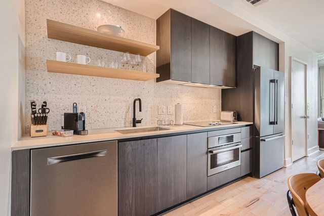 48 East Ave 1707, Austin, TX 78701