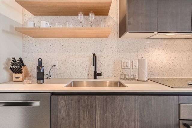 48 East Ave 1707, Austin, TX 78701