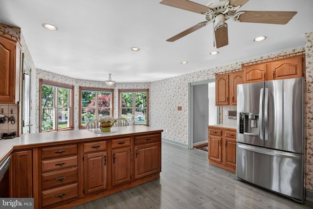 2961 MARNE HWY, Mount Laurel, NJ 08054