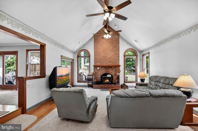 2961 MARNE HWY, Mount Laurel, NJ 08054