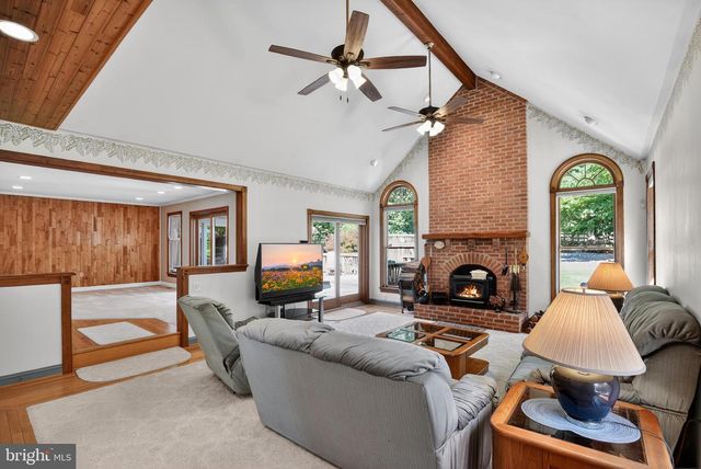 2961 MARNE HWY, Mount Laurel, NJ 08054