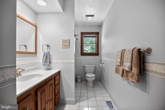 2961 MARNE HWY, Mount Laurel, NJ 08054