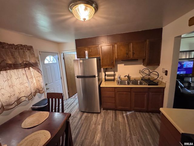 5027 N RENWOOD Street, Peoria, IL 61614